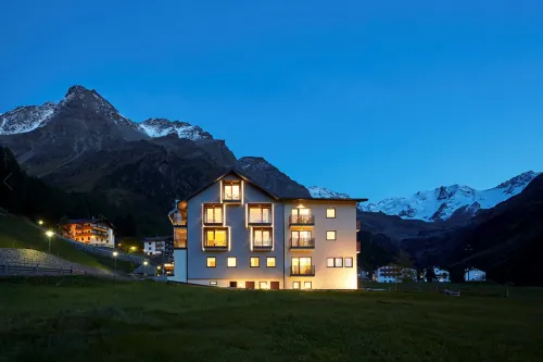 Hotel Gampen - parking