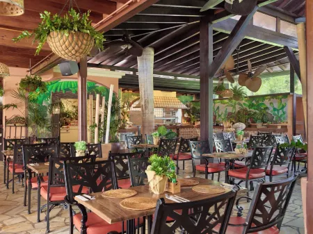 Green Garden Eco Resort & Villas