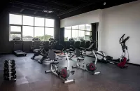 拉瓦爾-森特羅波利斯大時代酒店 - 健身室/gym room