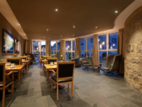 Hotel Goldene Rose Hotels in Brunico