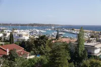 Palmyra Beach Hotel - Mountain view