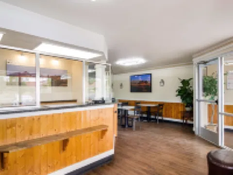 Rodeway Inn Greeley Hotels in Evans