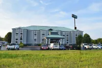 Quality Suites Maumelle - Little Rock NW Hotels in Maumelle