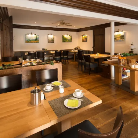 Hotel Weinhaus Weis
