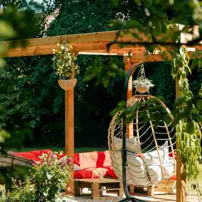 Mercure Parc du Coudray Hotel Exterior