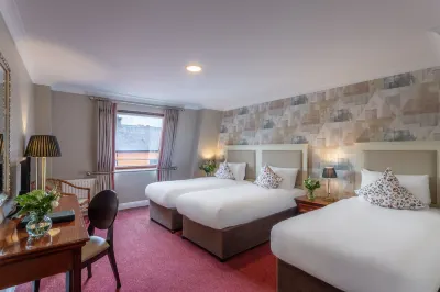 Dooley's Hotel