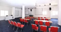 Arawa Traveller's Inn Makassar - Hostel - Hostels