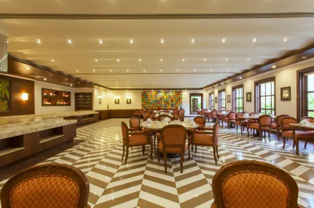 Regency Lagoon Resort