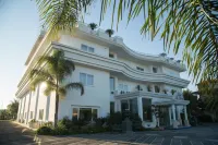 Hotel The Queen Hotel di Teano