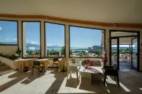 Hotel Belvedere - Breakfast