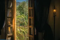 Jade Residence - Scenic