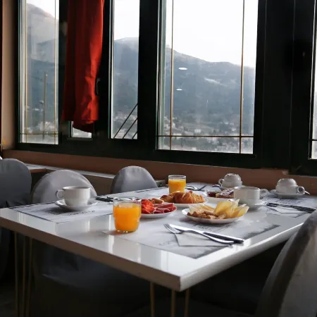 Hotel Lecadin