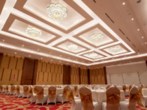 Avenzel Hotel & Convention Cibubur Hotels in Jatisampurna