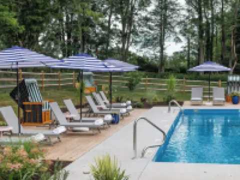 Kenoza Hall Hotels in Delaware