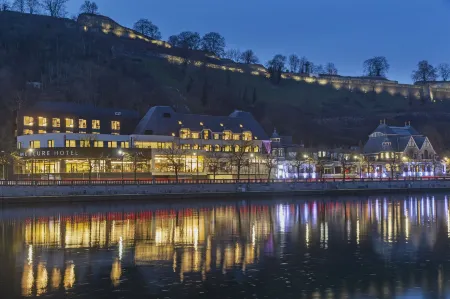 Mercure Namur Hotel Отели рядом с достопримечательностью «Couvent des Soeurs de Notre-Dame (Convent of the Sisters of Notre-Dame)»