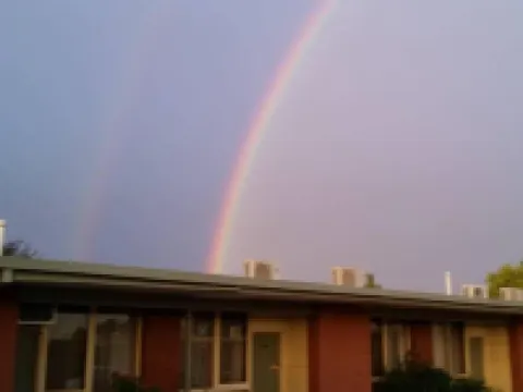 芬裏汽車旅館 芬利酒店