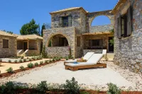 Calme Suites Mani Hotels in Agios Nikolaos