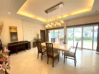 The Memory - 4 Bedrooms Beachfront Pool Villa Hotels in Tha Yang District