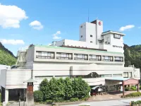 Yunogo Grand Hotel Hotels near Museum of Railway Models and Retro Toys in Yunogo Hot Spring