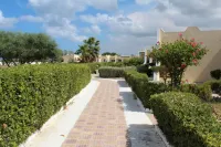 فندق سيدي سالم Hotels near KAZMA BEACH
