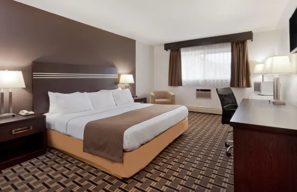 瓦爾蒙特温德姆速8酒店