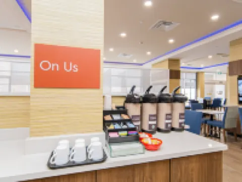 特溫福爾斯萬豪TownePlace套房飯店 特溫福爾斯縣住宿飯店