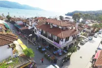 Mevsim Otel