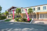 Azureva Ronce les Bains Hotels in der Nähe von Croisieres Alizé