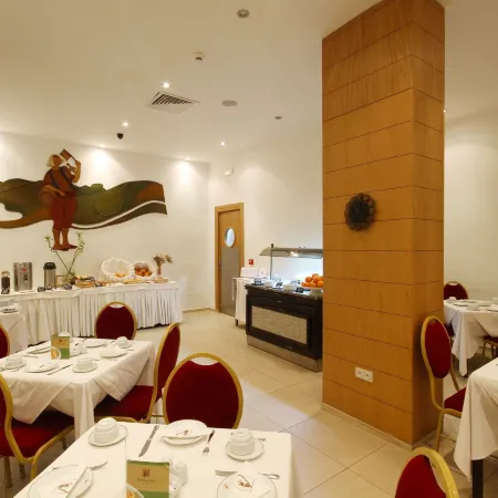 Golf Royal Hotel