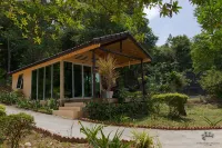 莎洛姆拉古納度假飯店 高龍撒冷島附近的飯店