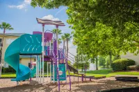 Silver Lake Resort Hotels in Kissimmee