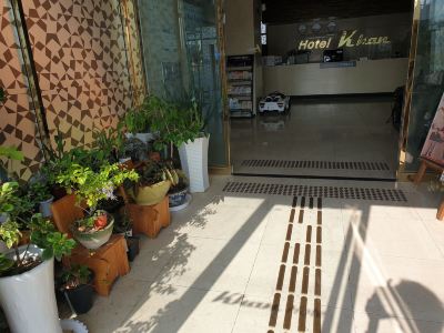 Public Areas Khan Hotel Photo