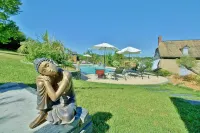 La Porte des Lacs - Guest houses