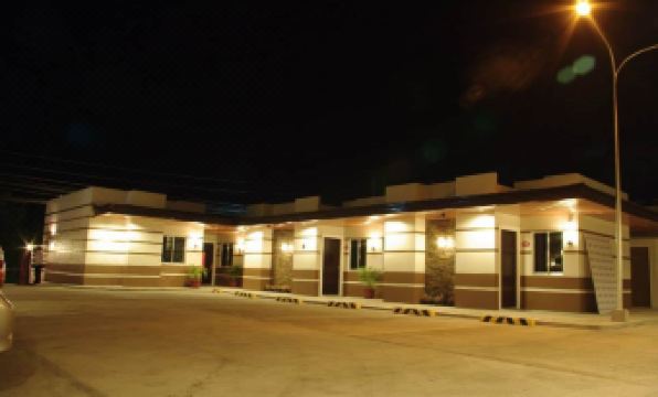 The Red Palm Suites and Restaurant