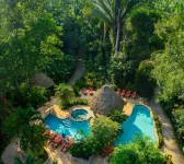 Ian Anderson's Caves Branch Adventure Co - piscina
