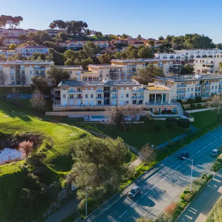 Nemea Appart Hotel Green Side Biot Sophia Antipolis