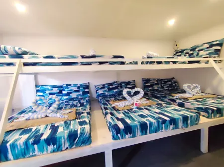 Le Blanc by Arirang Beach Resort Отели рядом с достопримечательностью «Zambales Destination»