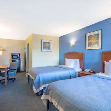 Days Inn by Wyndham Elmsford / White Plains Hotels near Scarsdale