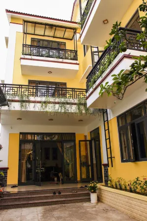 Hoi An New Life Homestay & Villa Отели рядом с достопримечательностью «Thay Pagoda»