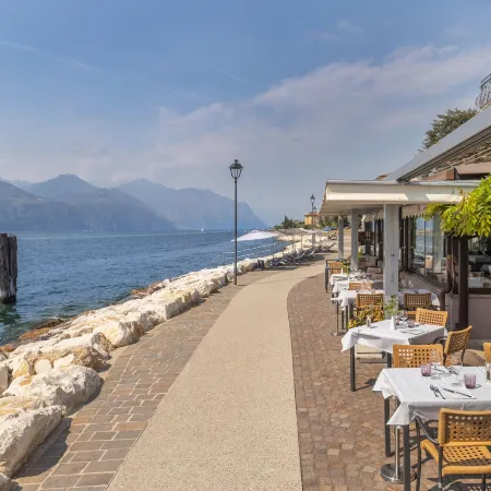 Lake Front Hotel Brenzone