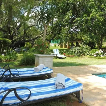 Twin Thorns Guesthouse Отели в г. Белфаст