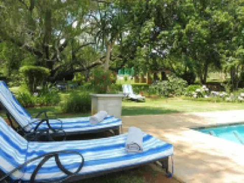 Twin Thorns Guesthouse