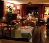 Twin Oaks Inn - breakfast