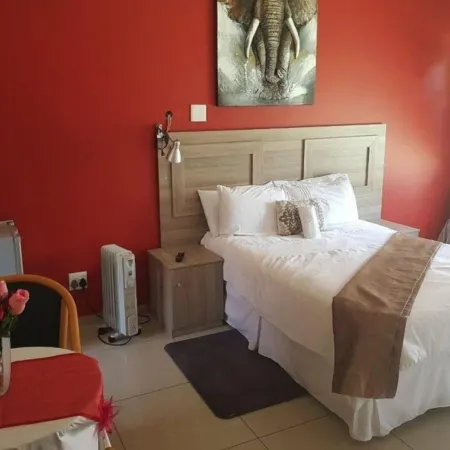 Lauren Palace Guest House