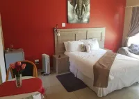 Lauren Palace Guest House فنادق في Vanderbijlpark