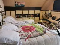 Au Jardin Fleuri Hotels in Parthenay