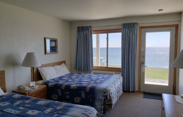 Algoma Beach Motel