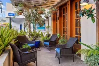 Waters Edge Hotels in Tiburon