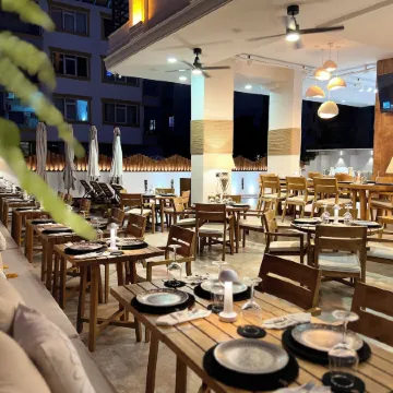 Oji  Beach Hotel Отели рядом с достопримечательностью «Пляж Клеопатры»