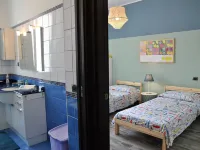 Air-Conditioned Apartment in the Center of Formia 400 Meters from the Station Hotels in Formia